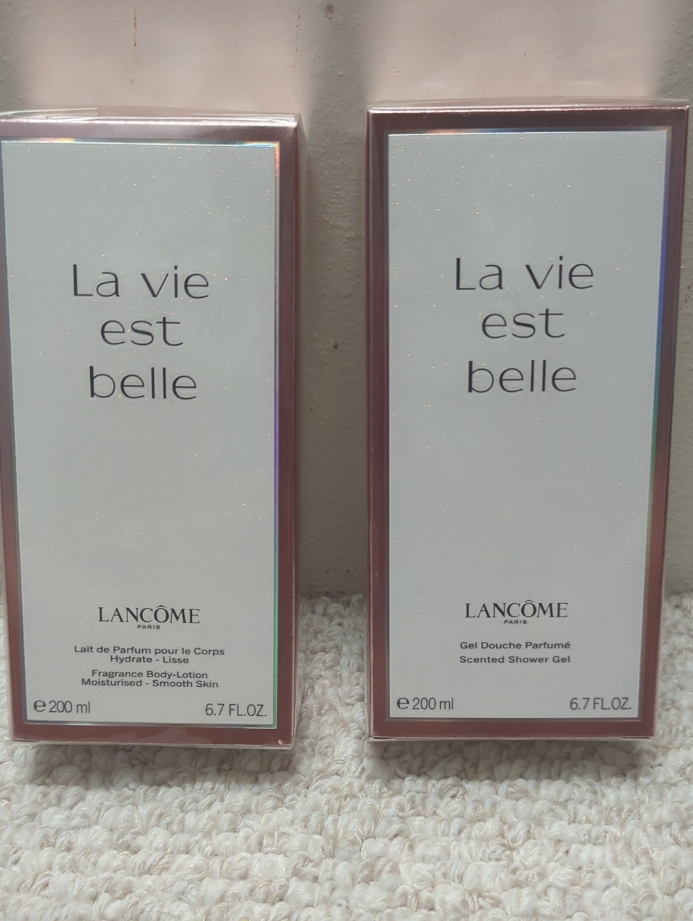 La Vie Est Belle Fragrance Body Lotion & Shower Gel - Pink